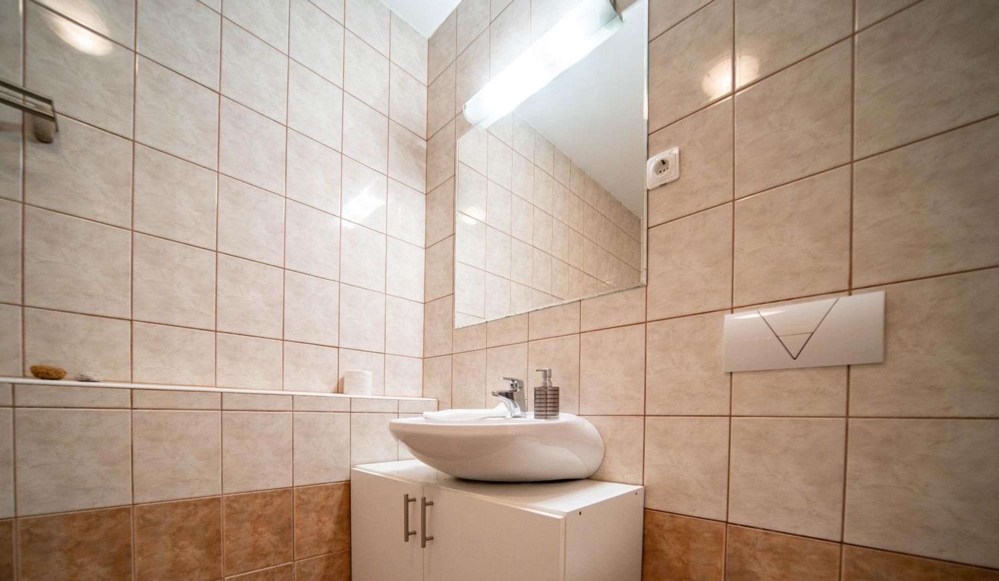 Free Parking- Gellert View Apartment 4Ppl Budapest Exterior photo