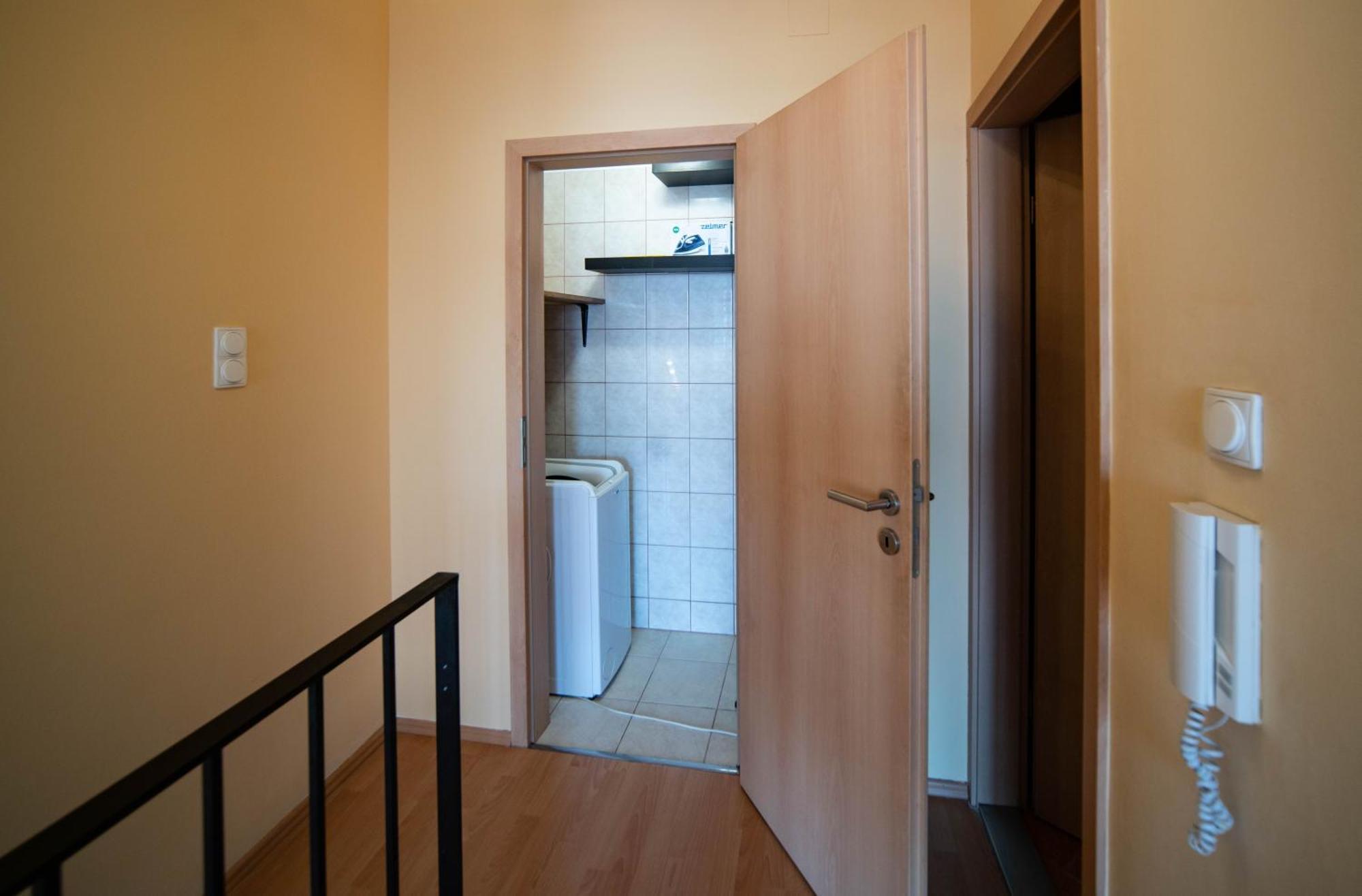Free Parking- Gellert View Apartment 4Ppl Budapest Exterior photo